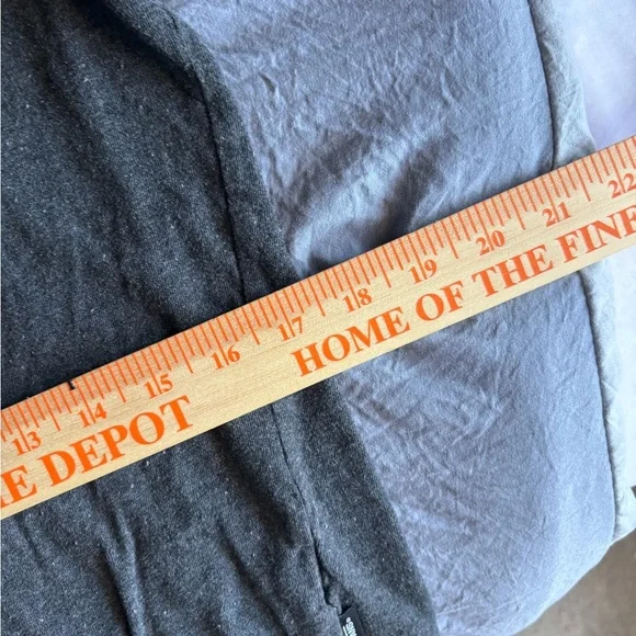 VANS YOUTH Large Gray/black Shortsleeve Tshirt NWOT Collared With Buttons - Picture 8 of 13